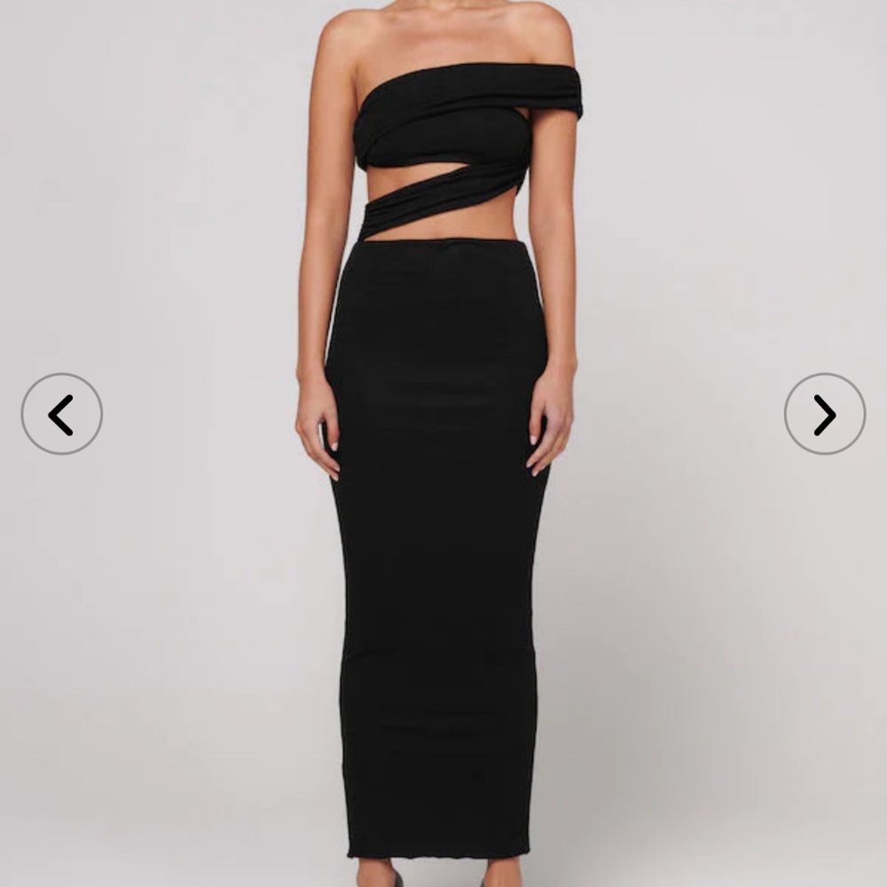 Bayse black dress